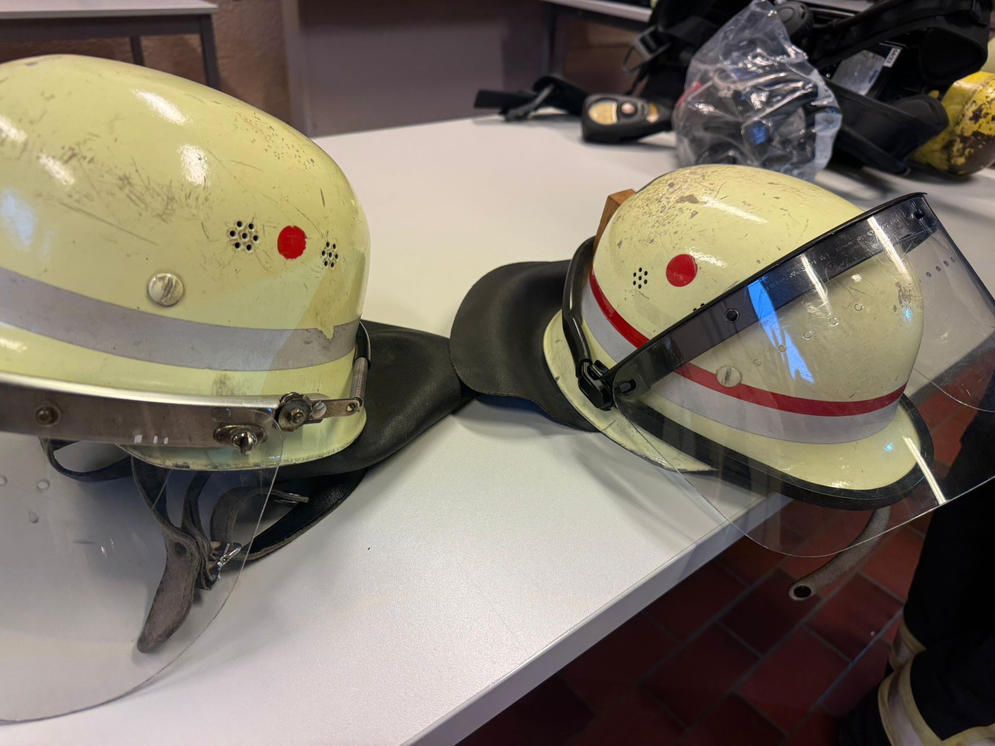 Feuerwehrhelme Feuerwehrhelme